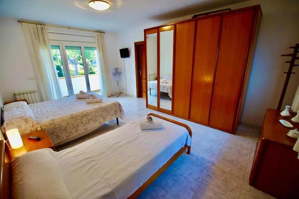V&V Lloret- Villa Aurora Lloret de Mar