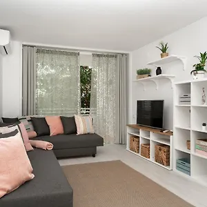 Bitacora Fully Renovated 2023 Lloret de Mar